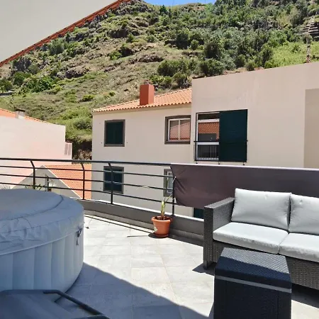 Luar * Ribeira Brava