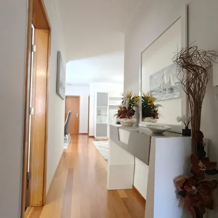 Apartment Luar