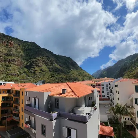 Luar * Ribeira Brava