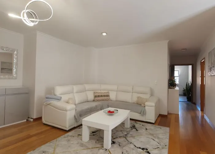 Luar * Ribeira Brava